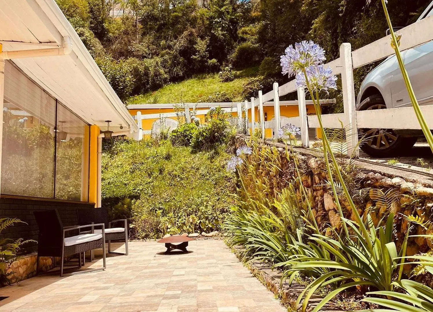 Pousada Casinha Amarela - Campos do Jordão 山林小屋